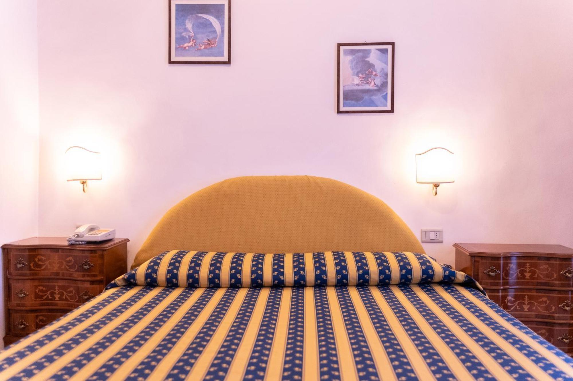 Hotel Belvedere Ассизи Экстерьер фото